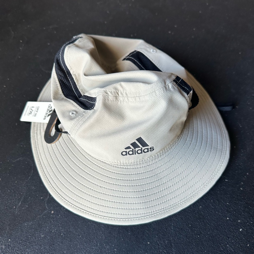 ADIDAS Mens Victory III Bucket - Feather Grey / Black